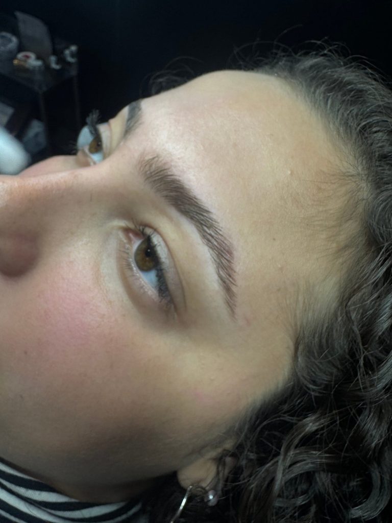 Shaped, laminated brows by Taylored Beauty